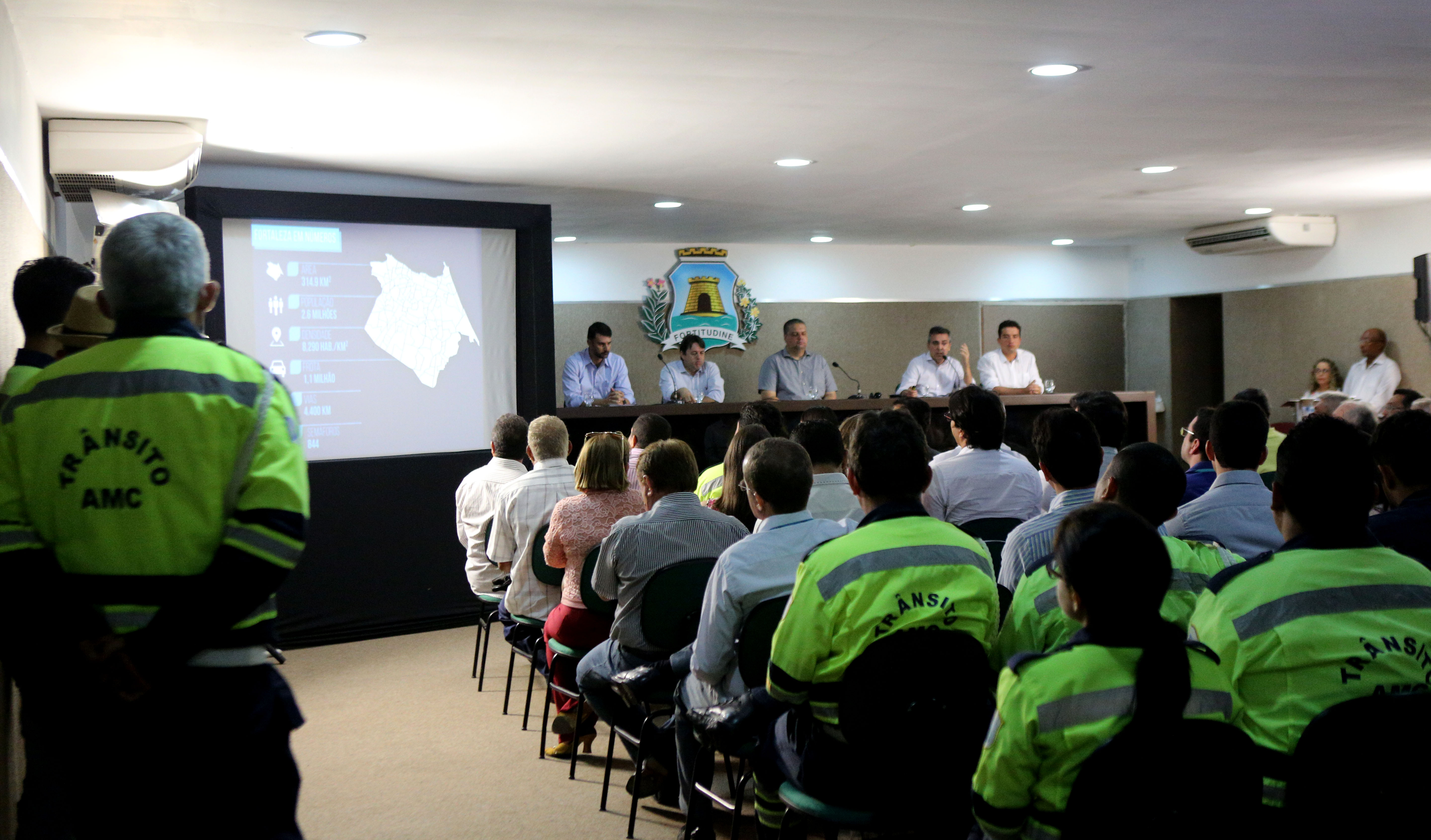 auditório do paço municipal onde ocorreu o lançamento do aplicativo